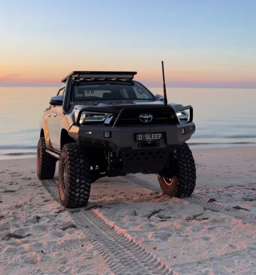 HiLux beach sunset build